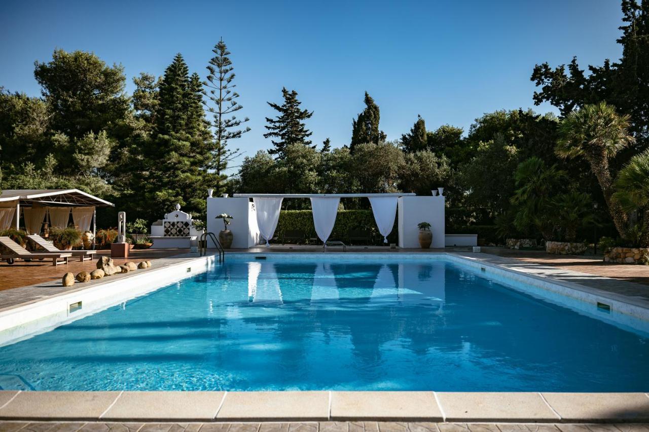 Giardino Dell'Impossibile Di Antonino Campo Lägenhet Favignana Exteriör bild
